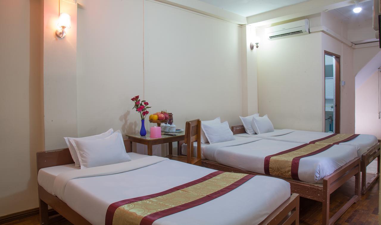 Mother Land Inn 2 Yangon Eksteriør bilde